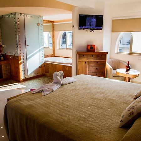 Hotel Andales On The Bay Suites プエルトバラータ エクステリア 写真