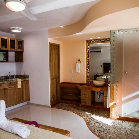 Hotel Andales On The Bay Suites プエルトバラータ エクステリア 写真