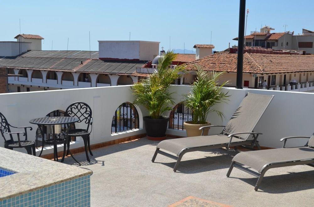 Hotel Andales On The Bay Suites プエルトバラータ エクステリア 写真