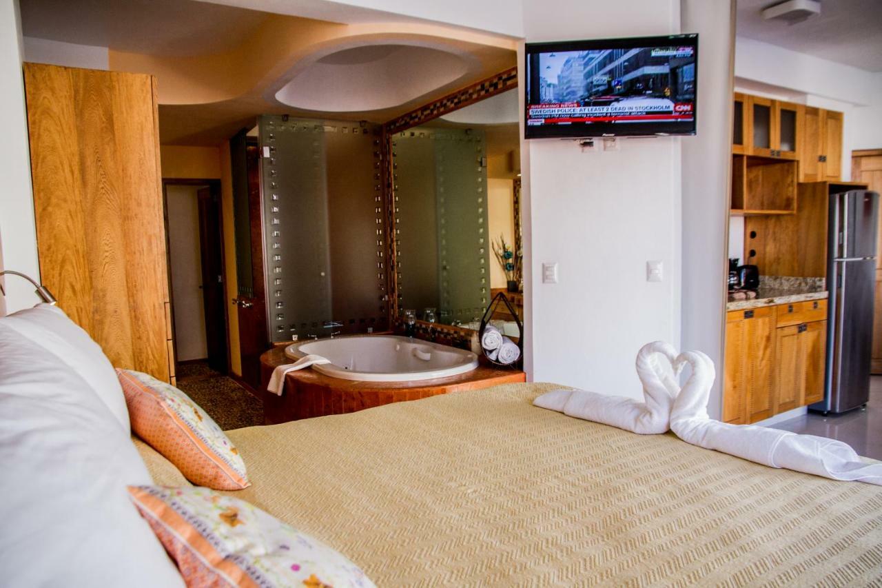 Hotel Andales On The Bay Suites プエルトバラータ エクステリア 写真