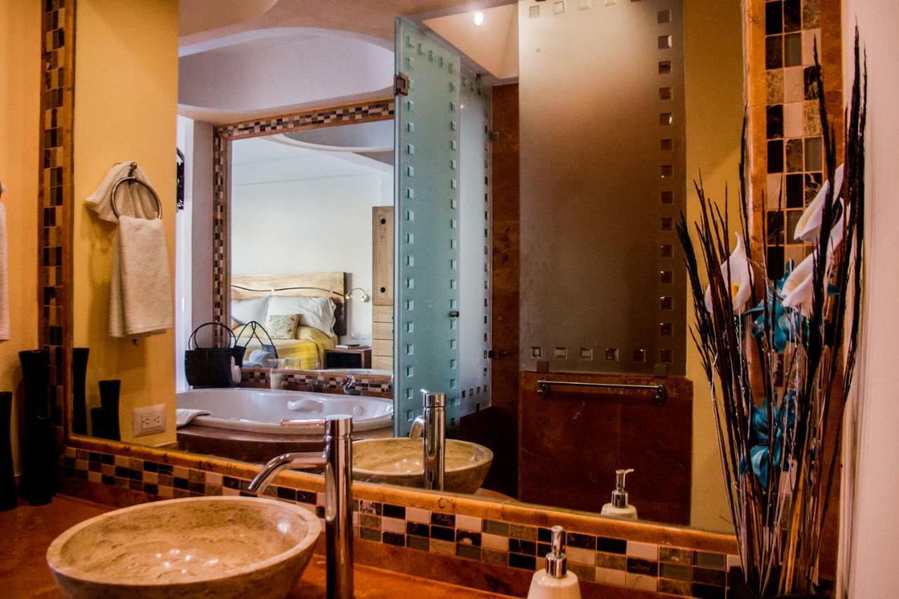 Hotel Andales On The Bay Suites プエルトバラータ エクステリア 写真